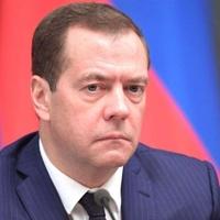 Medvedev: Svijet je, vjerovatno, na ivici novog svjetskog rata