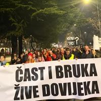 Crnogorski studenti na protestima uputili zahtjeve na japanskom jeziku