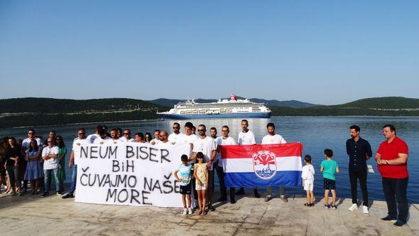 Prošle godine održani mirni protesti - Avaz