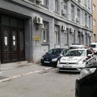 Dvojici policajaca određen jednomjesečni pritvor, treći na slobodi pod mjerama zabrane