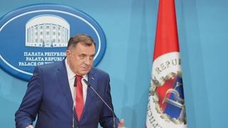 Dodik: Bećirović se ponaša kao mesija, misli da može nametati standarde drugim