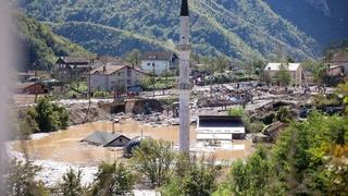 Poznate ličnosti iz BiH i regiona pozvale građane da doniraju unesrećenima u poplavama