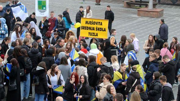 Veliki broj učenika se okupio - Avaz