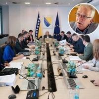 Pogledi ka Vašingtonu umjesto dogovora: Palanačka politika ne shvata da je kompromis jedina šansa za BiH