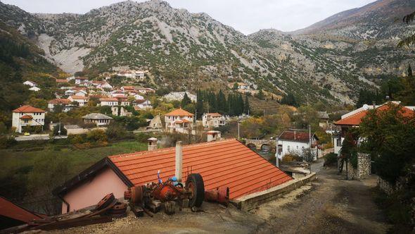 Stolac jučer: S gotovo svih strana grad ugrožen - Avaz