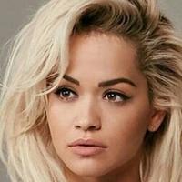 Rita Ora došla na Kosovo, pa mazila zemlju: U zavičaj stigla posebnim povodom