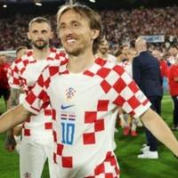 Modrić briljirao u pobjedi Hrvatske, nizozemski novinari mu tražili pasoš