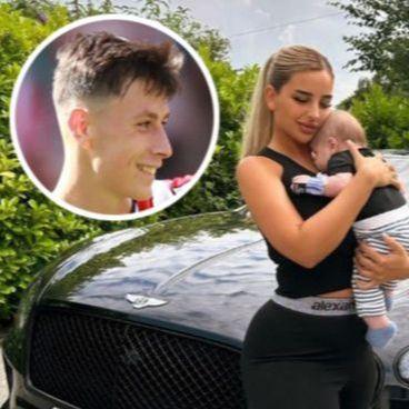 Supruga otkrila koje auto vozi Anel Ahmedhodžić, on se našalio u komentaru: "Moje tri bebe"