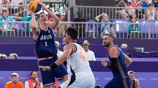 Šut iz "očaja" Stojačića za pobjedu basket reprezentacije Srbije