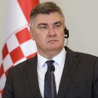 Milanović otkazao današnji protokol zbog smrtnog slučaja u porodici