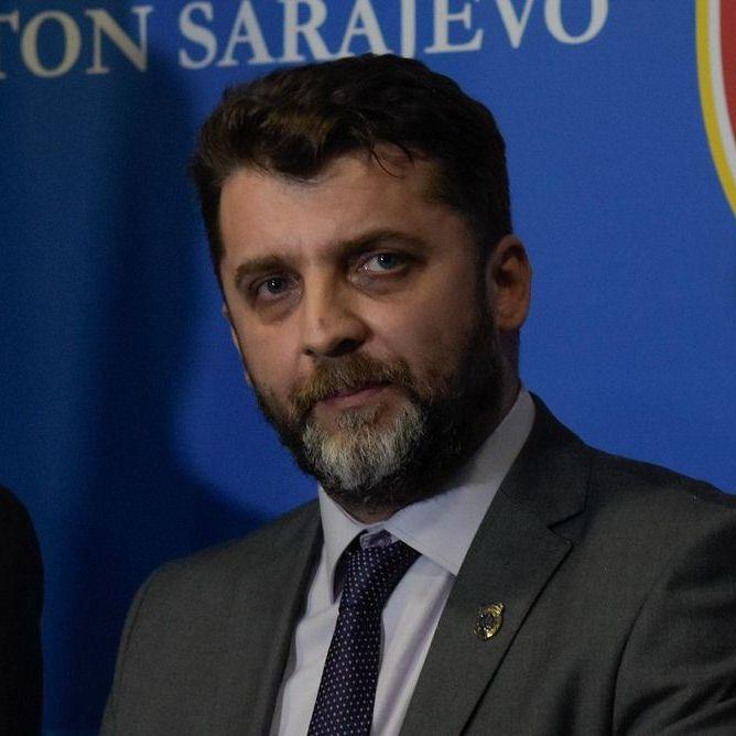 Vlada Kantona Sarajevo uvodi sankcije za nasilje na internetu