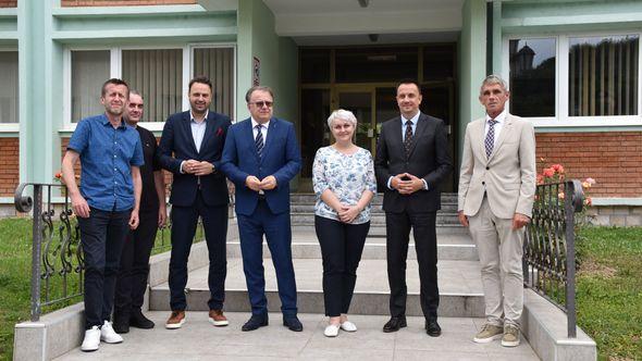 Delegacija Vlade FBiH u posjeti Ginexu - Avaz