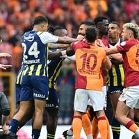 Šampanjac će još sačekati: Fener s igračem manje pobijedio Galatasaraj, Džeko ušao u završnici