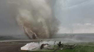 U udarima tornada u Iowi poginulo pet osoba, desetine povrijeđeno