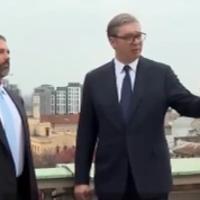 Vučić pokazivao Trampovom sinu demonstrante: Oni žele zaustaviti napredak