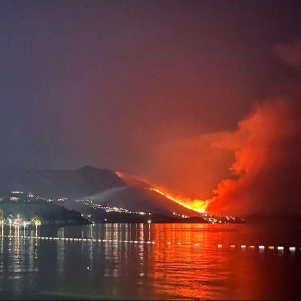 Zastrašujući snimci iz Crne Gore: Vatra prijetila kućama