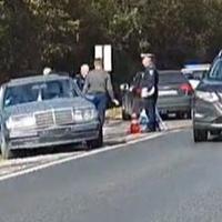 Video / Saobraćajna nesreća kod Tuzle: Jedna osoba povrijeđena