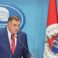 Dodik: Bećirović se ponaša kao mesija, misli da može nametati standarde drugim