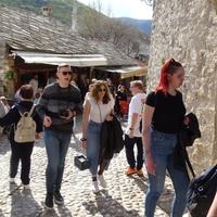 Mostar kao usred sezone krcat turistima