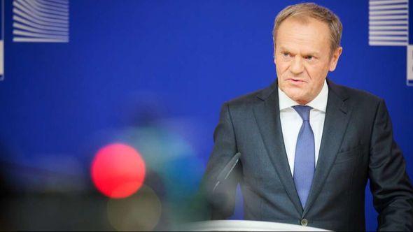 Donald Tusk - Avaz