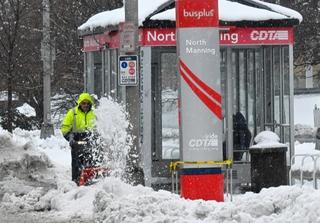 Snježna oluja pogodila SAD: Hiljade domova bez struje