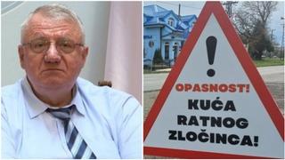 Ispred Šešeljeve kuće postavljen znak "Opasnost, kuća ratnog zločinca"