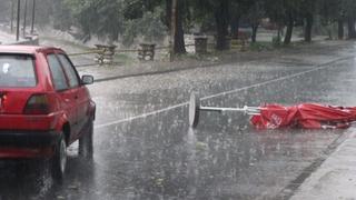 Na snazi narandžasti meteoalarm: Evo u kojim regijama BiH će biti oluja