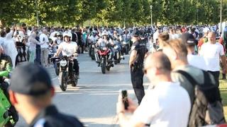 Srebreničanin Ahmed Ustić, frizer, motorista i humanista koji živi za svoj rodni grad