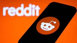 Hakeri prevarili jednog od zaposlenika i hakovali Reddit